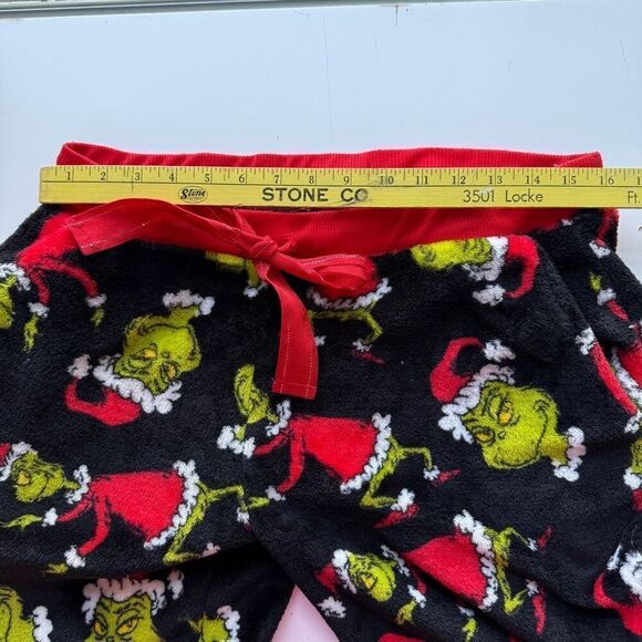 Grinch Christmas Sleep Pants and Matching Slippers - Picture 6 of 12